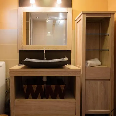 Апартаменты La Loge De Fourviere - 55m2 Vieux